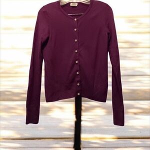 Club Monaco 100% Italian Cashmere Cardigan Deep Purple Wine Pearl-y Buttons S/P